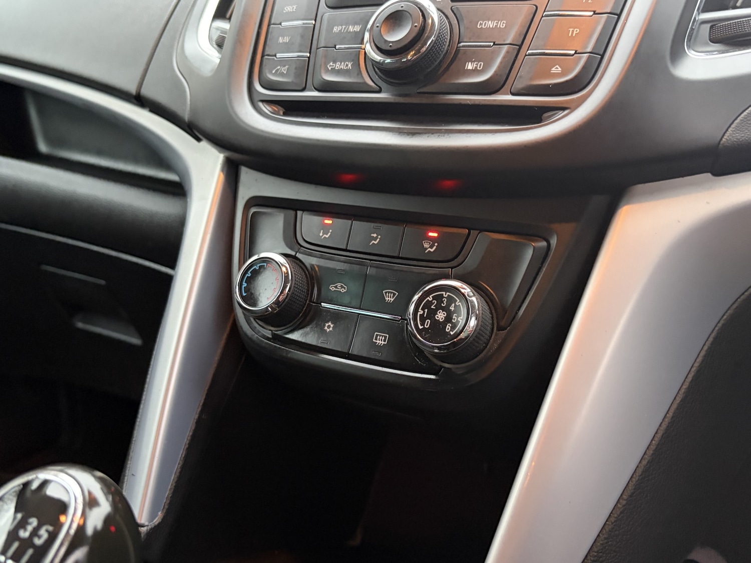 Used Vauxhall Zafira 2014 for sale - 77061429: Photo 36