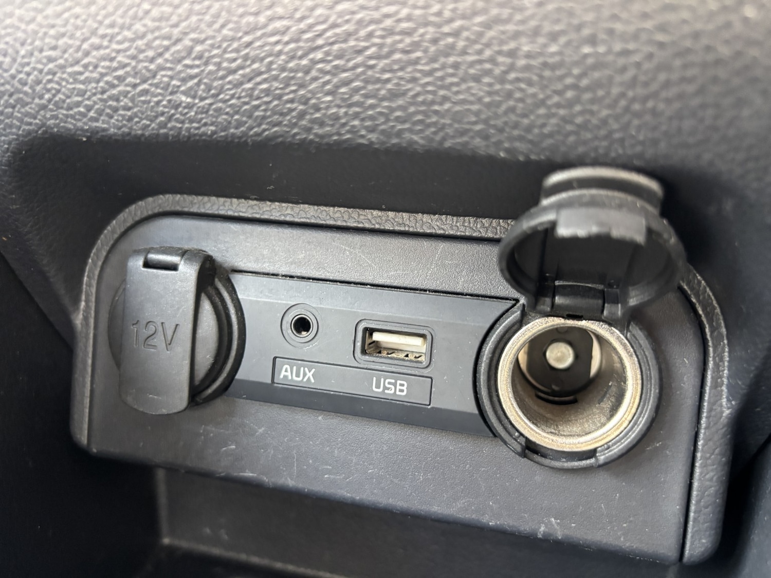 Used Kia Rio 2016 for sale - 76088688: Photo 36