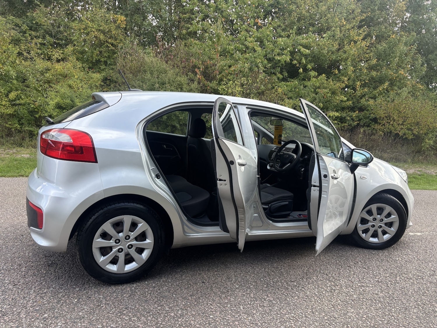 Used Kia Rio 2016 for sale - 76088688: Photo 5