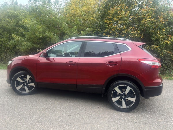 Used Nissan Qashqai 2015 for sale - 76242883: Photo 12