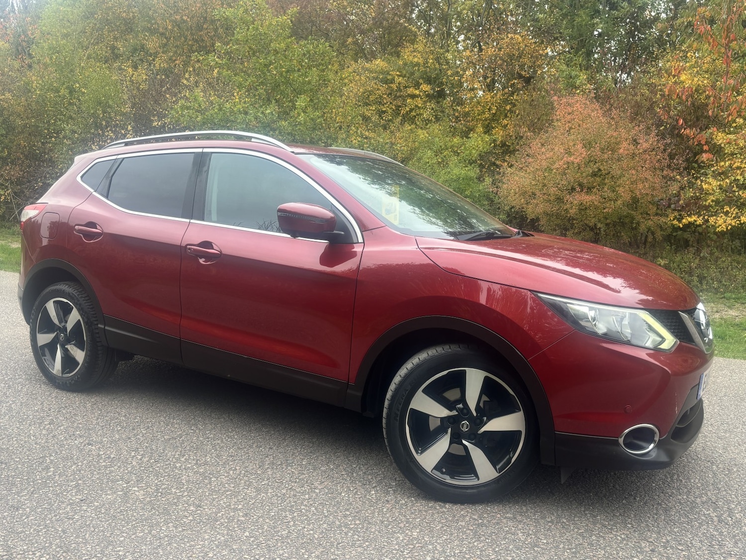Used Nissan Qashqai 2015 for sale - 76242883: Photo 2
