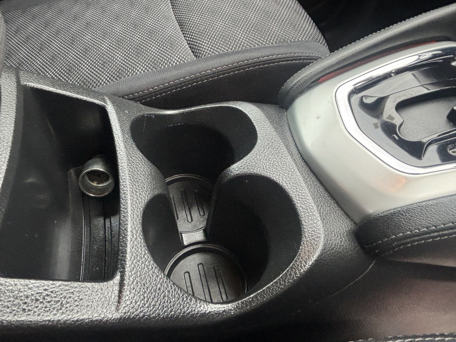 Used Nissan Qashqai 2015 for sale - 76242883: Photo 32