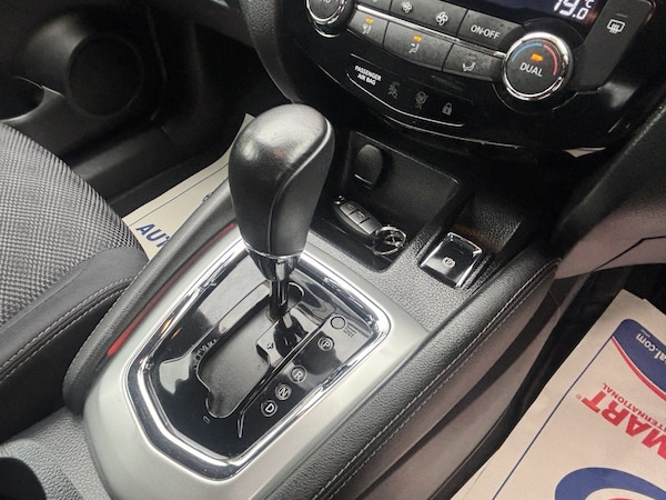Used Nissan Qashqai 2015 for sale - 76242883: Photo 33