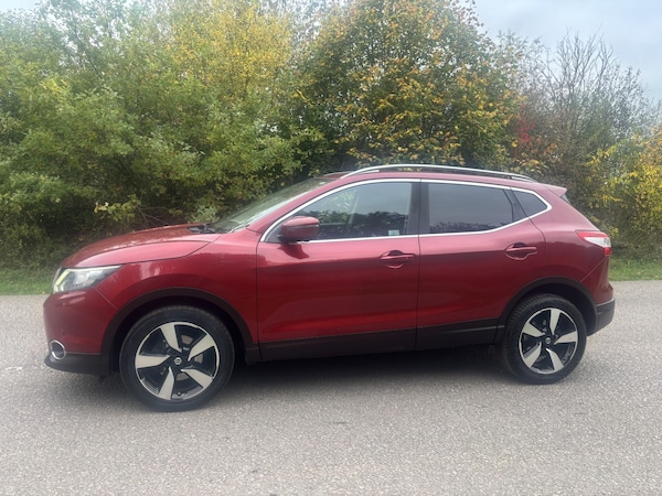 Used Nissan Qashqai 2015 for sale - 76242883: Photo 8