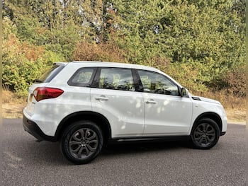 Used Suzuki Vitara 2015 for sale - 79811658: Photo