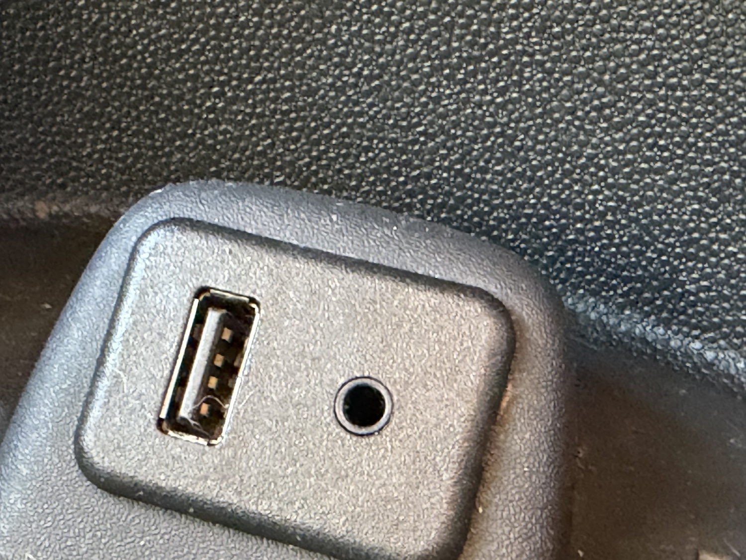 Used Vauxhall Corsa 2013 for sale - 76830388: Photo 41