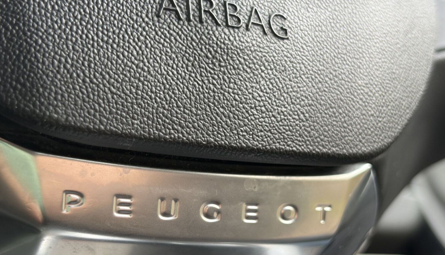 Used Peugeot 2008 2017 for sale - 77516084: Photo 34