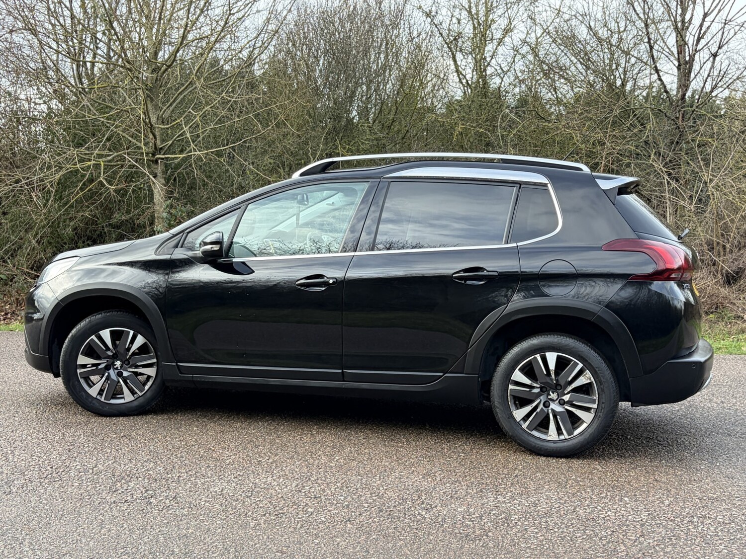 Used Peugeot 2008 2017 for sale - 77516084: Photo 9