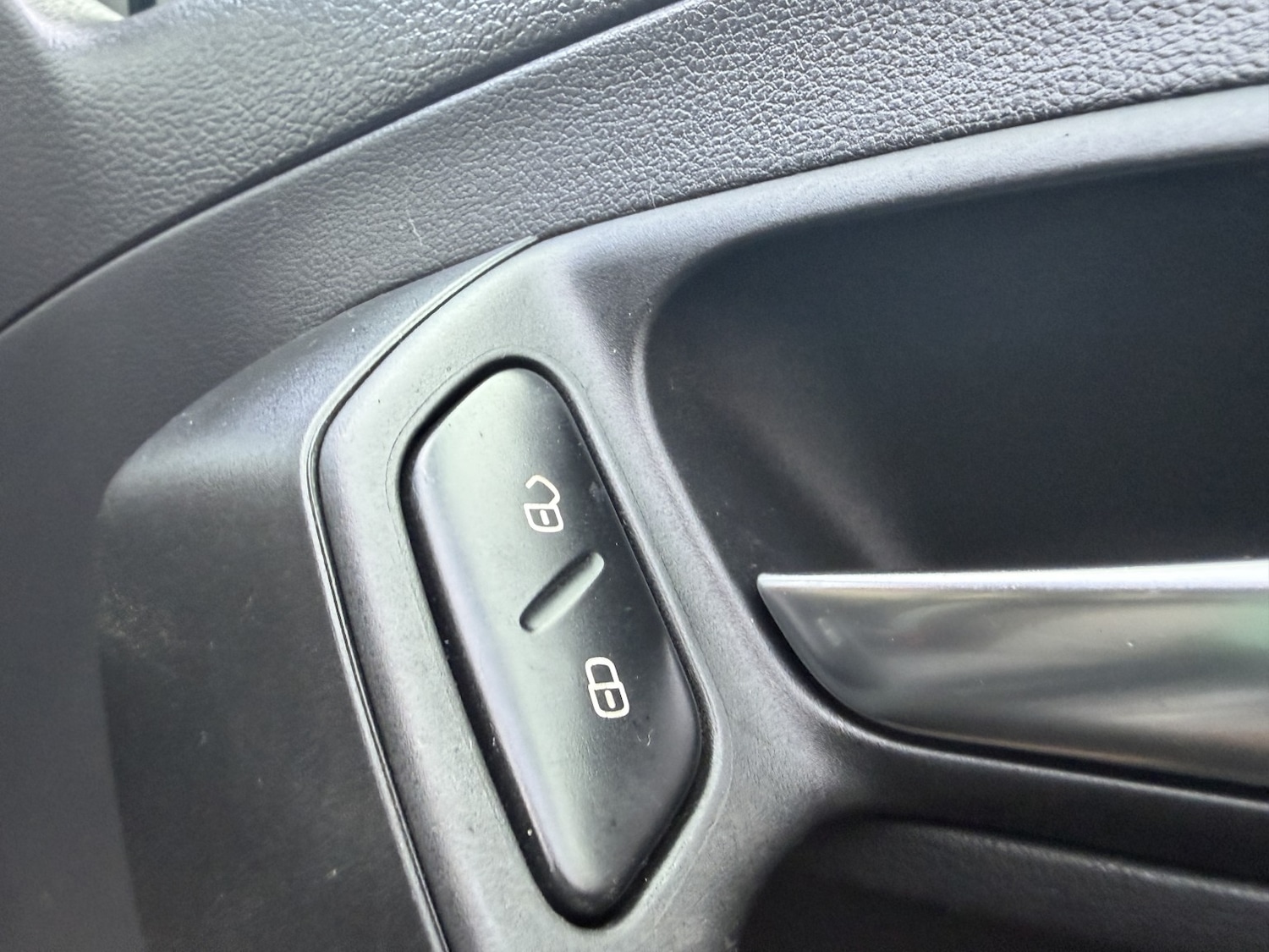 Used Volkswagen Polo 2011 for sale - 77363640: Photo 29