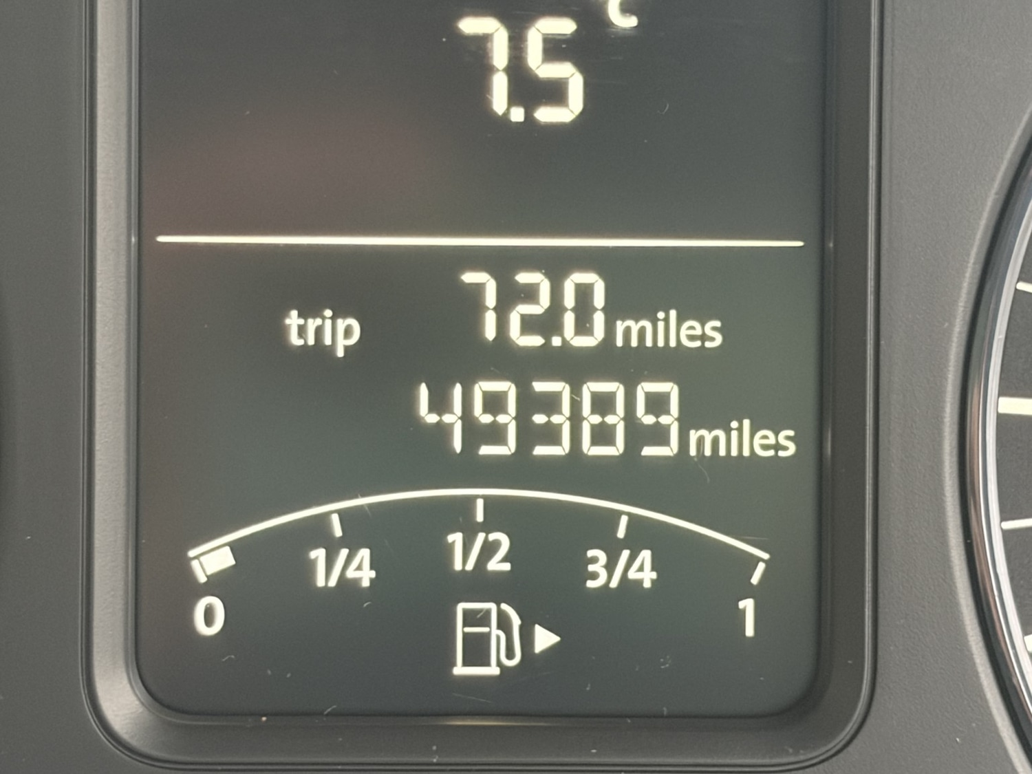 Used Volkswagen Polo 2011 for sale - 77363640: Photo 43