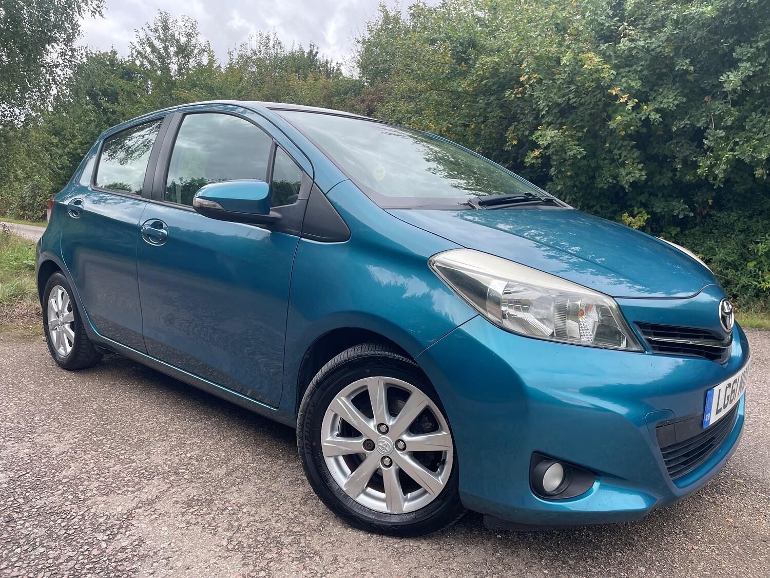 Used Toyota Yaris 2011 for sale - 76531231: Photo 1