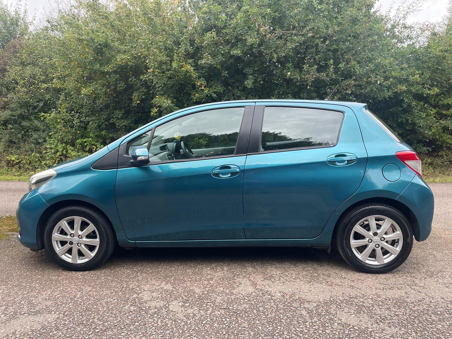 Used Toyota Yaris 2011 for sale - 76531231: Photo 16