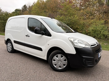 Used Citroen Berlingo 2016 for sale - 76263000: Photo 2