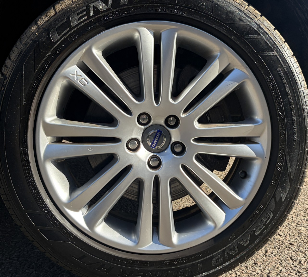 Used Volvo XC90 2011 for sale - 77774725: Photo 24