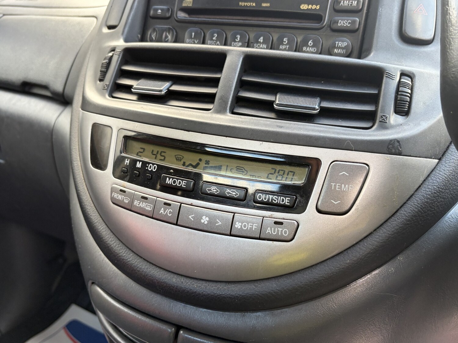 Used Toyota Previa 2003 for sale - 77470235: Photo 26