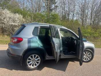 Used Volkswagen Tiguan 2009 for sale - 74975173: Photo