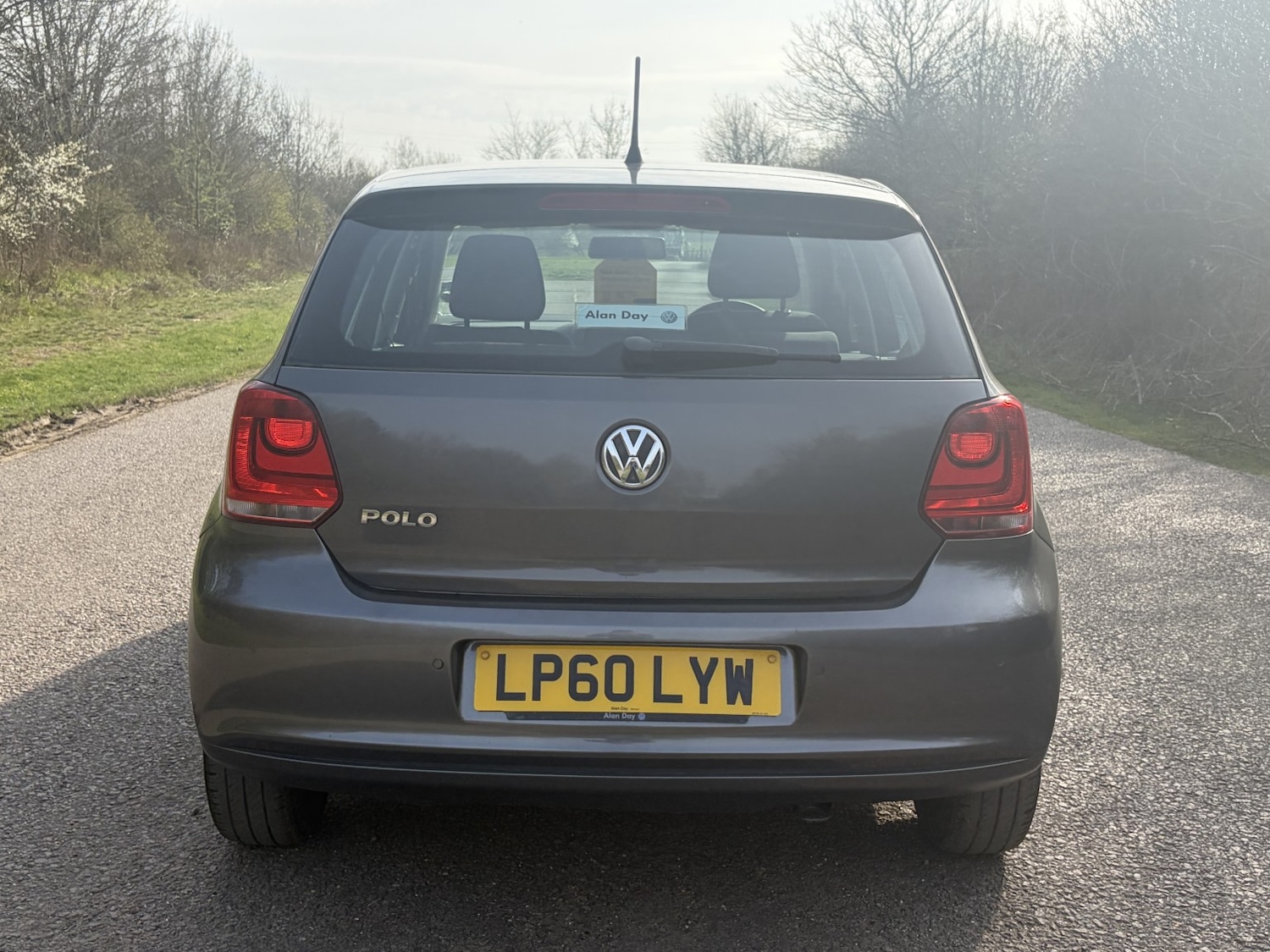 Used Volkswagen Polo 2011 for sale - 77979947: Photo 11