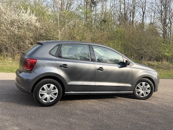 Used Volkswagen Polo 2011 for sale - 77979947: Photo