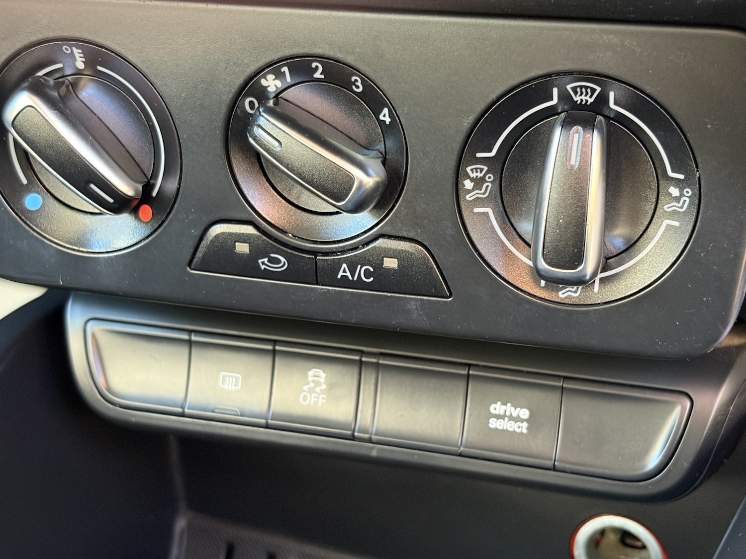 Used Audi A1 2017 for sale - 76662711: Photo 41