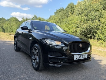 Used Jaguar F-Pace 2016 for sale - 79260922: Photo