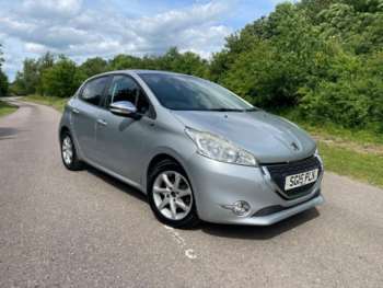 Used Peugeot 208 2015 for sale - 74975168: Photo