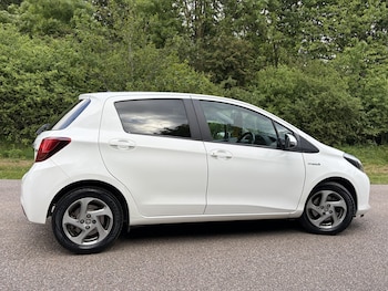 Used Toyota Yaris 2016 for sale - 78667332: Photo