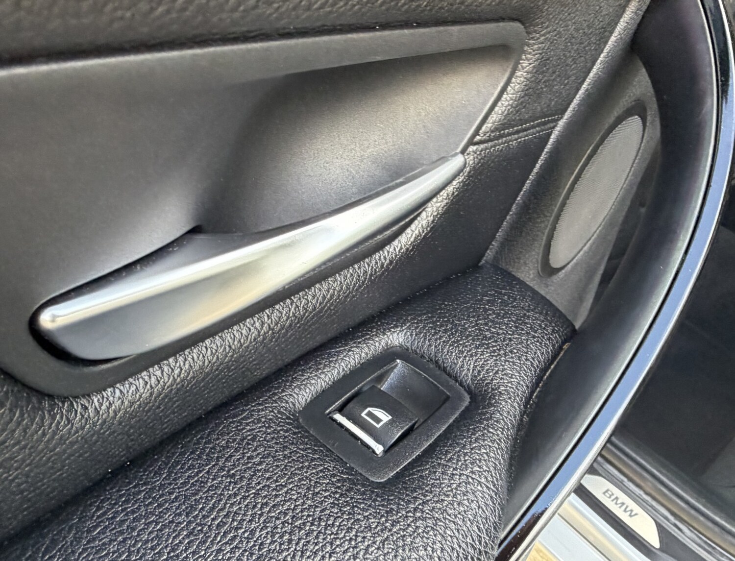 Used BMW 3 Series 2016 for sale - 77844914: Photo 38