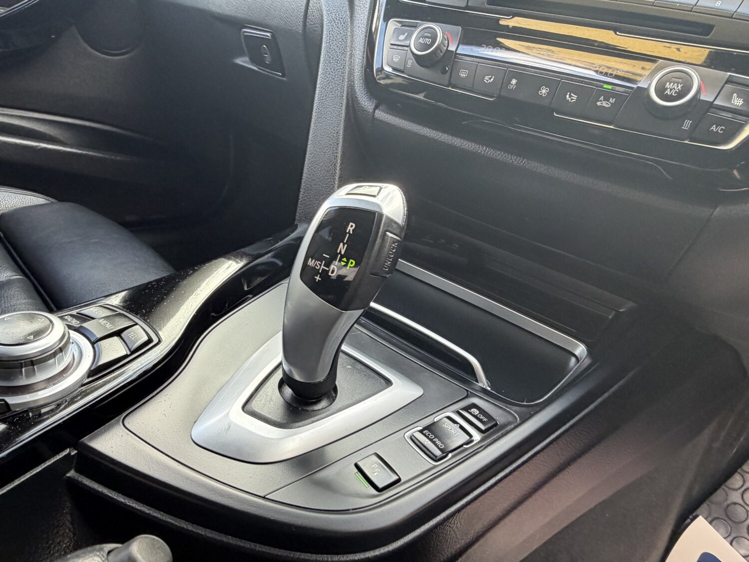 Used BMW 3 Series 2016 for sale - 77844914: Photo 43