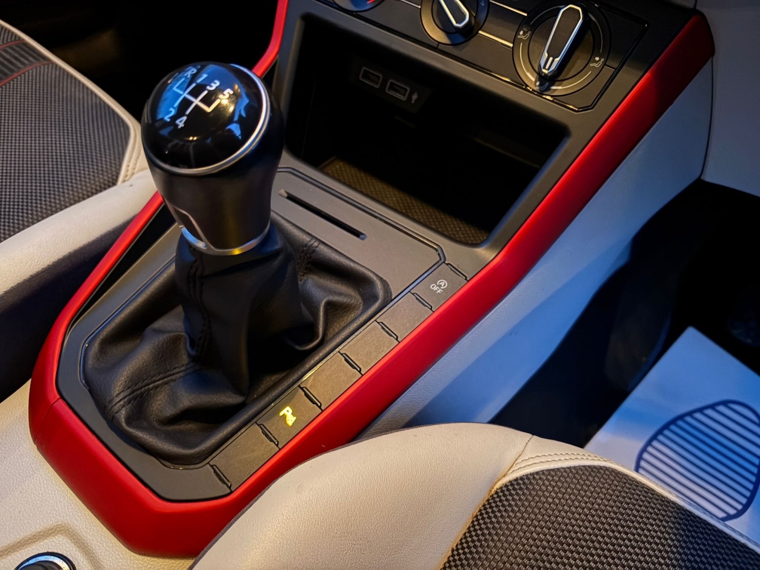 Used Volkswagen Polo 2018 for sale - 77140751: Photo 7