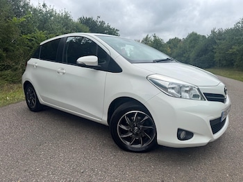 Used Toyota Yaris 2012 for sale - 75418819: Photo