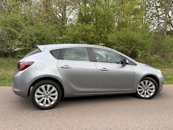 Used Vauxhall Astra 2012 for sale - 78296534: Photo