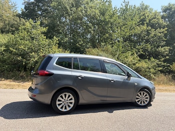 Used Vauxhall Zafira 2017 for sale - 79391759: Photo