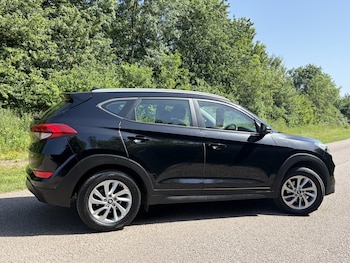 Used Hyundai TUCSON 2018 for sale - 78992160: Photo