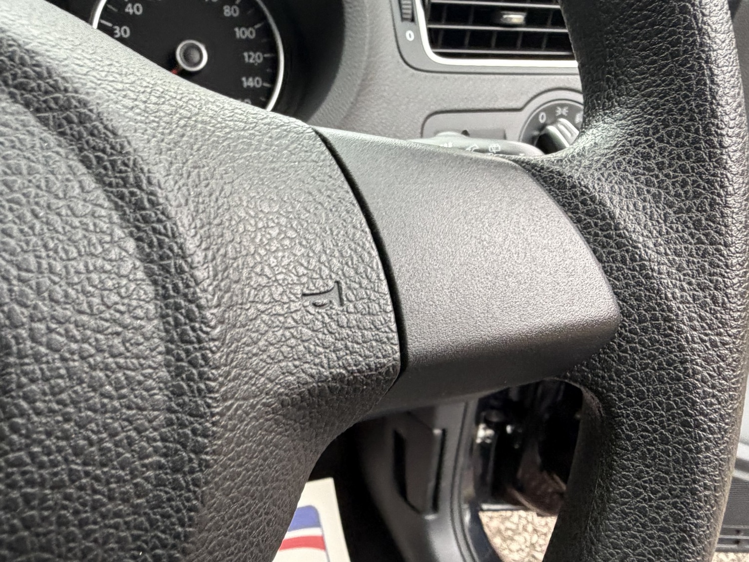 Used Volkswagen Polo 2013 for sale - 76769946: Photo 27