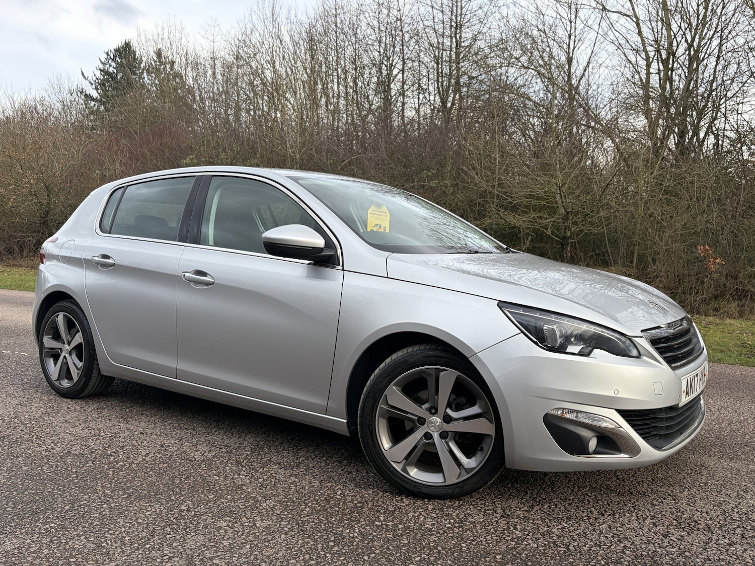 Used Peugeot 308 2017 for sale - 77516087: Photo 2