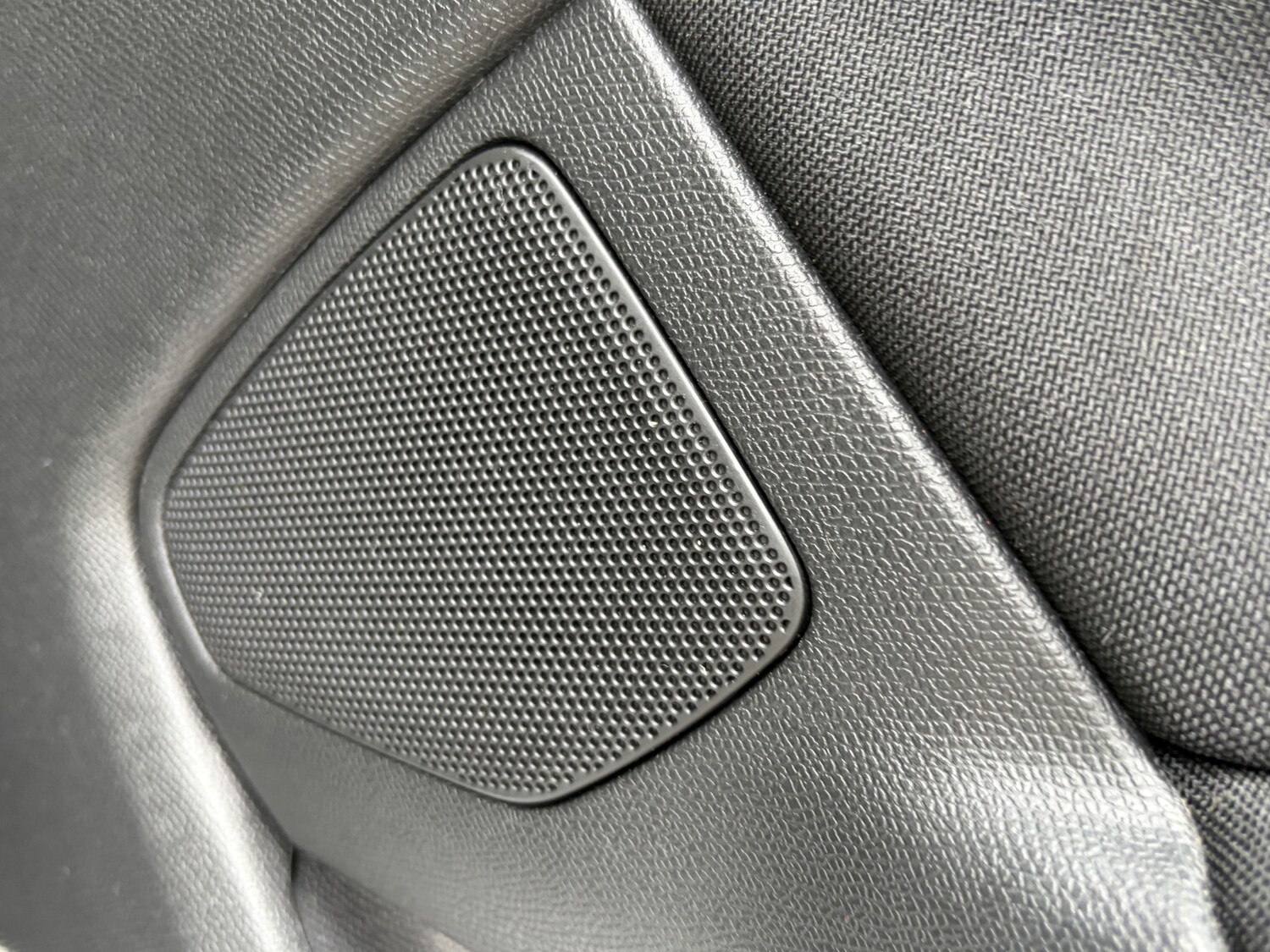 Used Peugeot 308 2017 for sale - 77516087: Photo 30