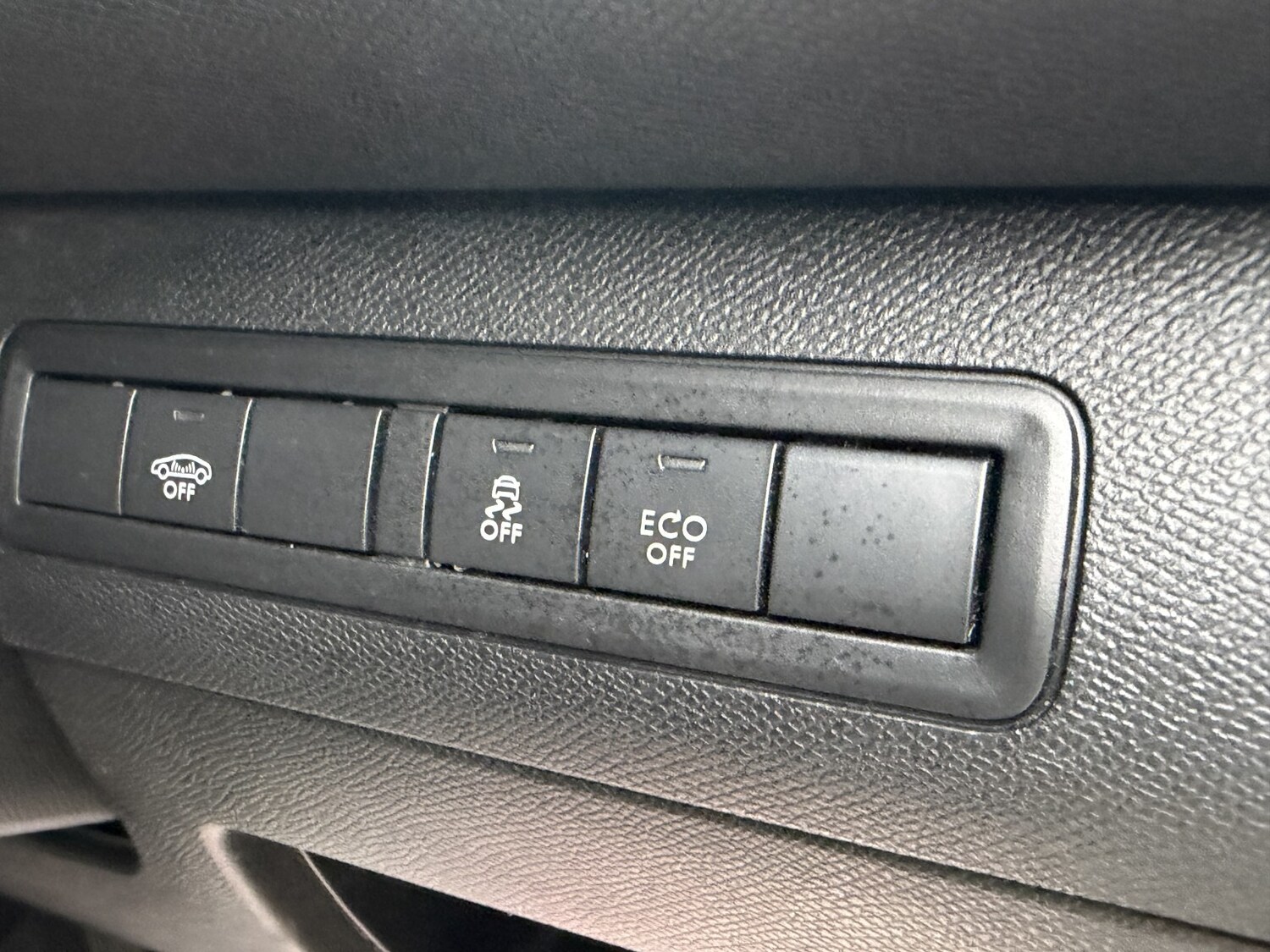 Used Peugeot 308 2017 for sale - 77516087: Photo 36