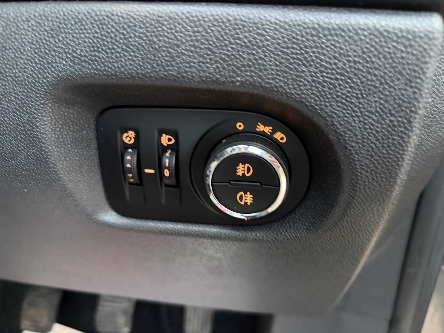 Used Vauxhall Corsa 2014 for sale - 76662690: Photo 41