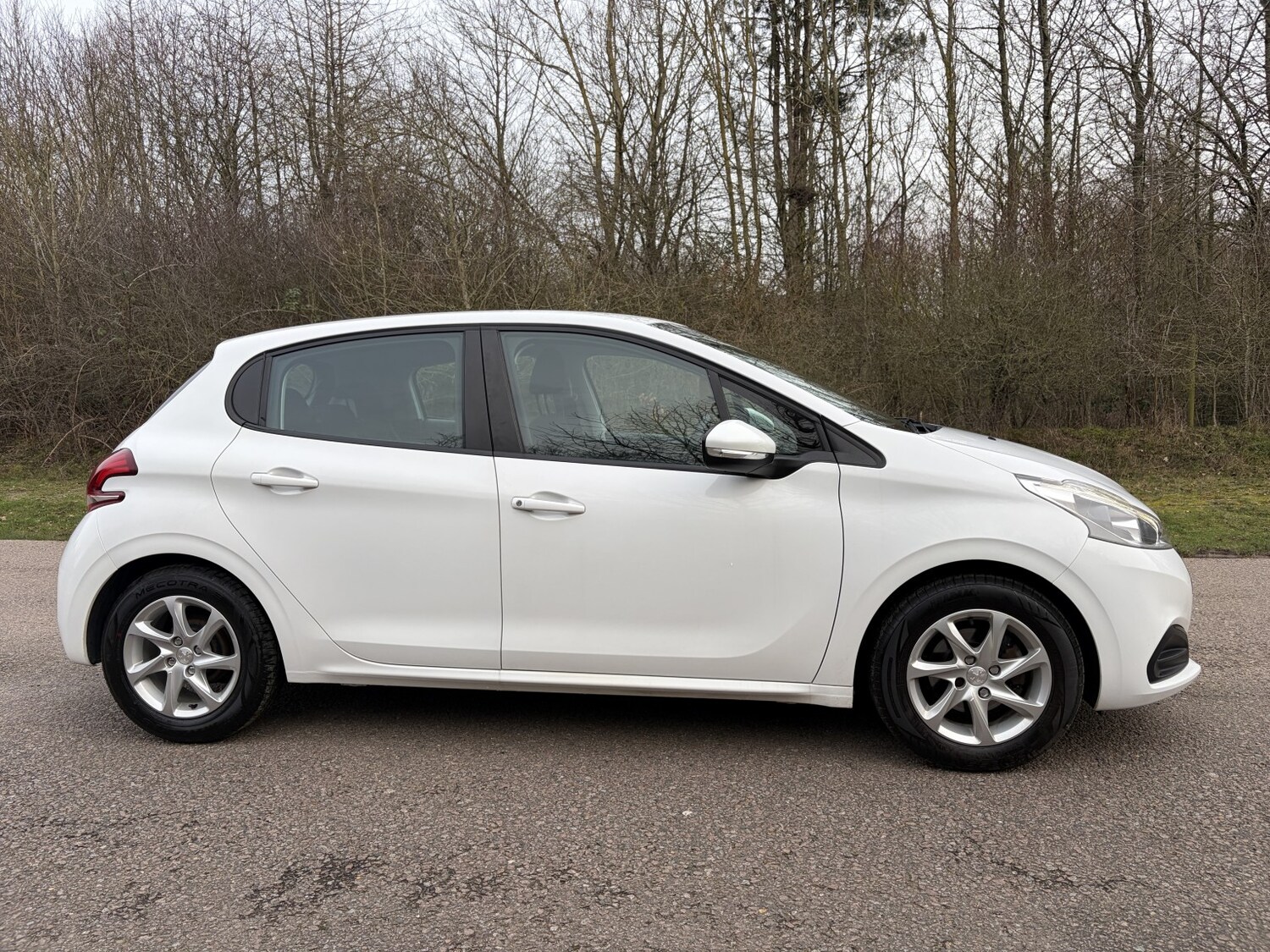 Used Peugeot 208 2018 for sale - 77603341: Photo 12