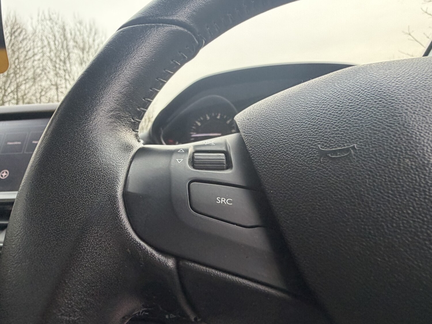 Used Peugeot 208 2018 for sale - 77603341: Photo 48