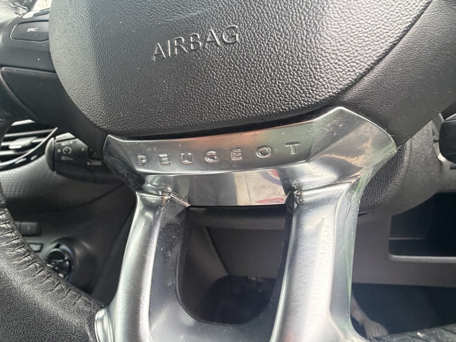 Used Peugeot 208 2018 for sale - 77603341: Photo 49