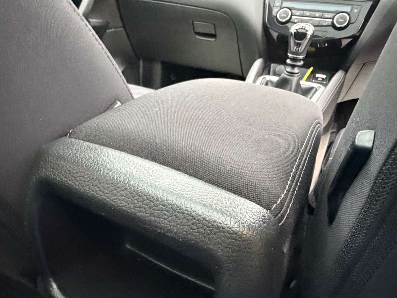 Used Nissan Qashqai 2016 for sale - 76979545: Photo 29