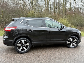Used Nissan Qashqai 2016 for sale - 76979545: Photo