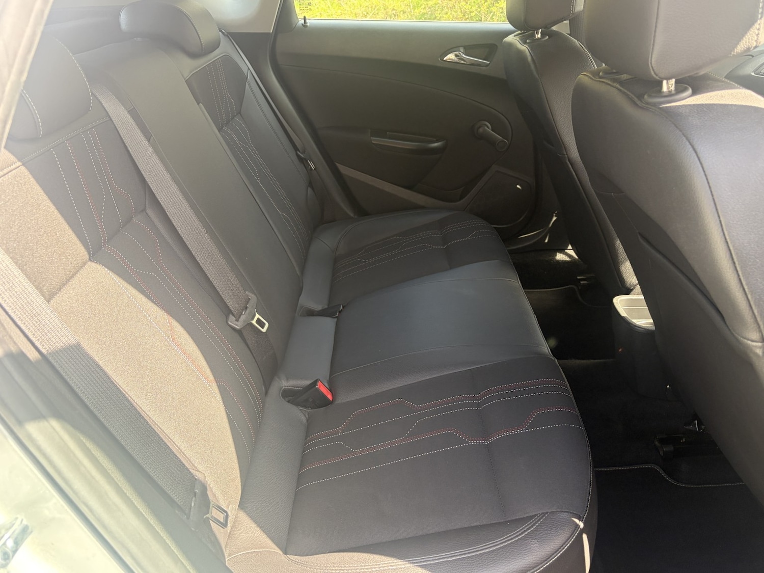 Used Vauxhall Astra 2013 for sale - 78176078: Photo 12