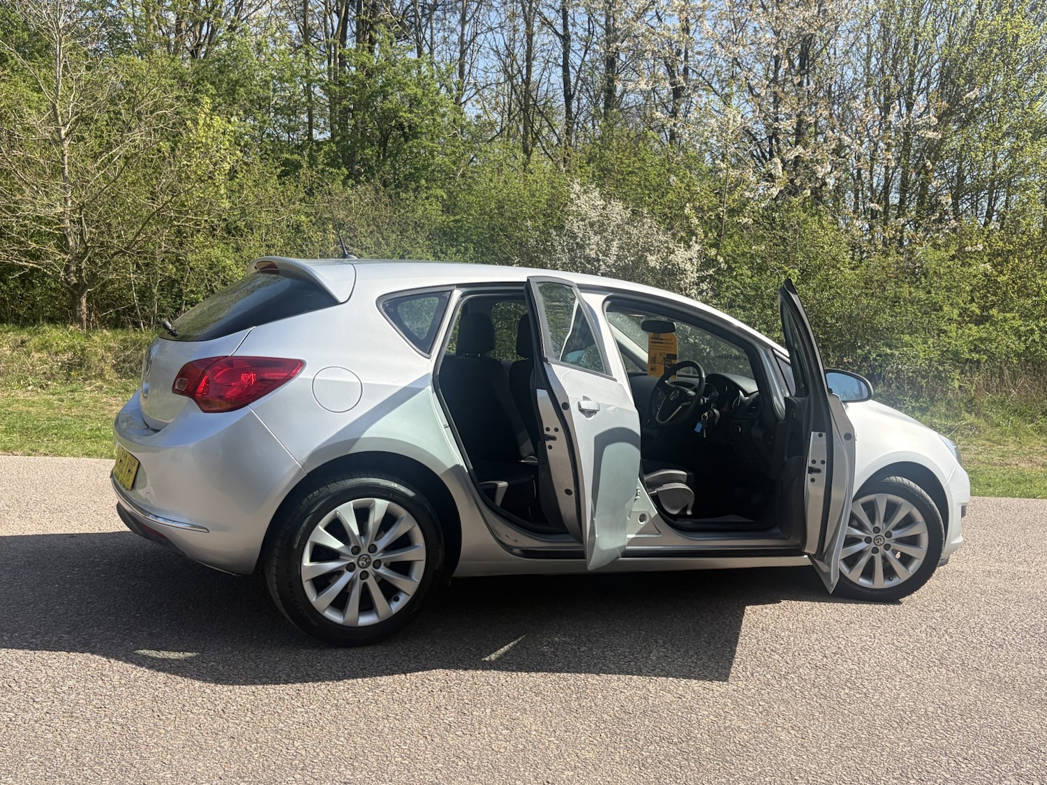 Used Vauxhall Astra 2013 for sale - 78176078: Photo 4