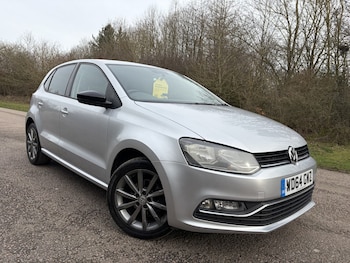 Used Volkswagen Polo 2015 for sale - 78286394: Photo