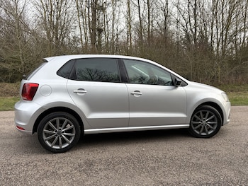 Used Volkswagen Polo 2015 for sale - 78286394: Photo