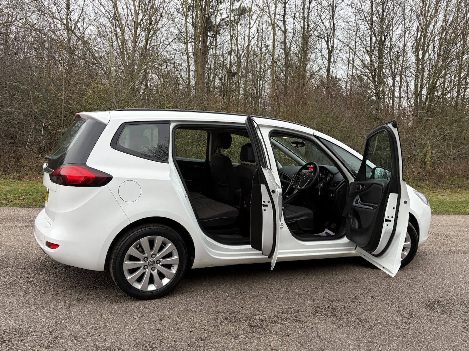 Used Vauxhall Zafira 2016 for sale - 77061435: Photo 5