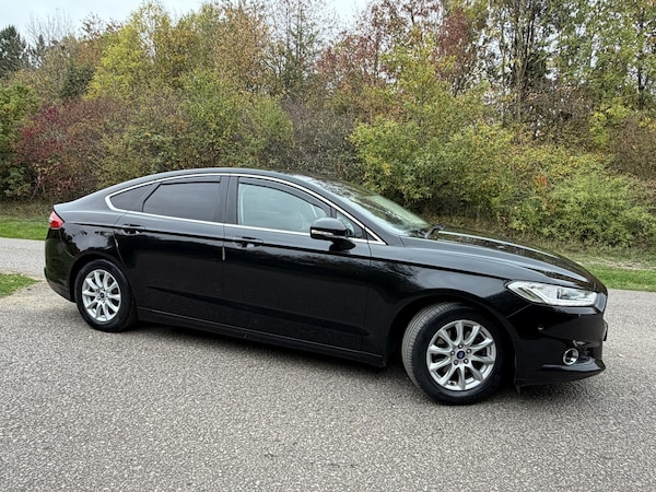 Used Ford Mondeo 2016 for sale - 76312310: Photo 1