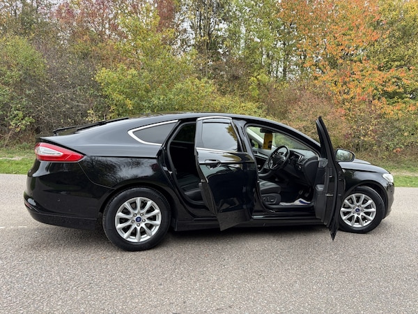 Used Ford Mondeo 2016 for sale - 76312310: Photo 5